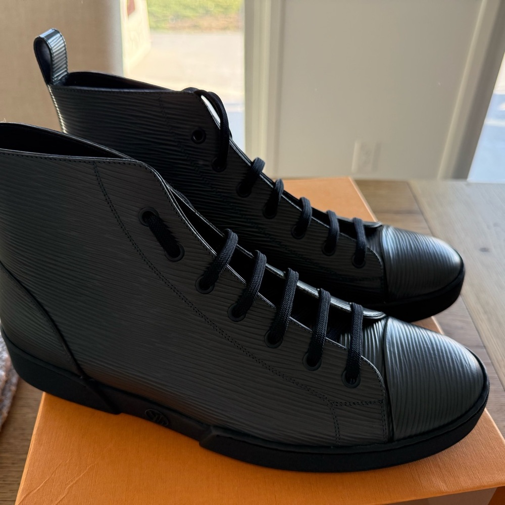Louis Vuitton Epi leather Sneaker Boot - Picture 2 of 14